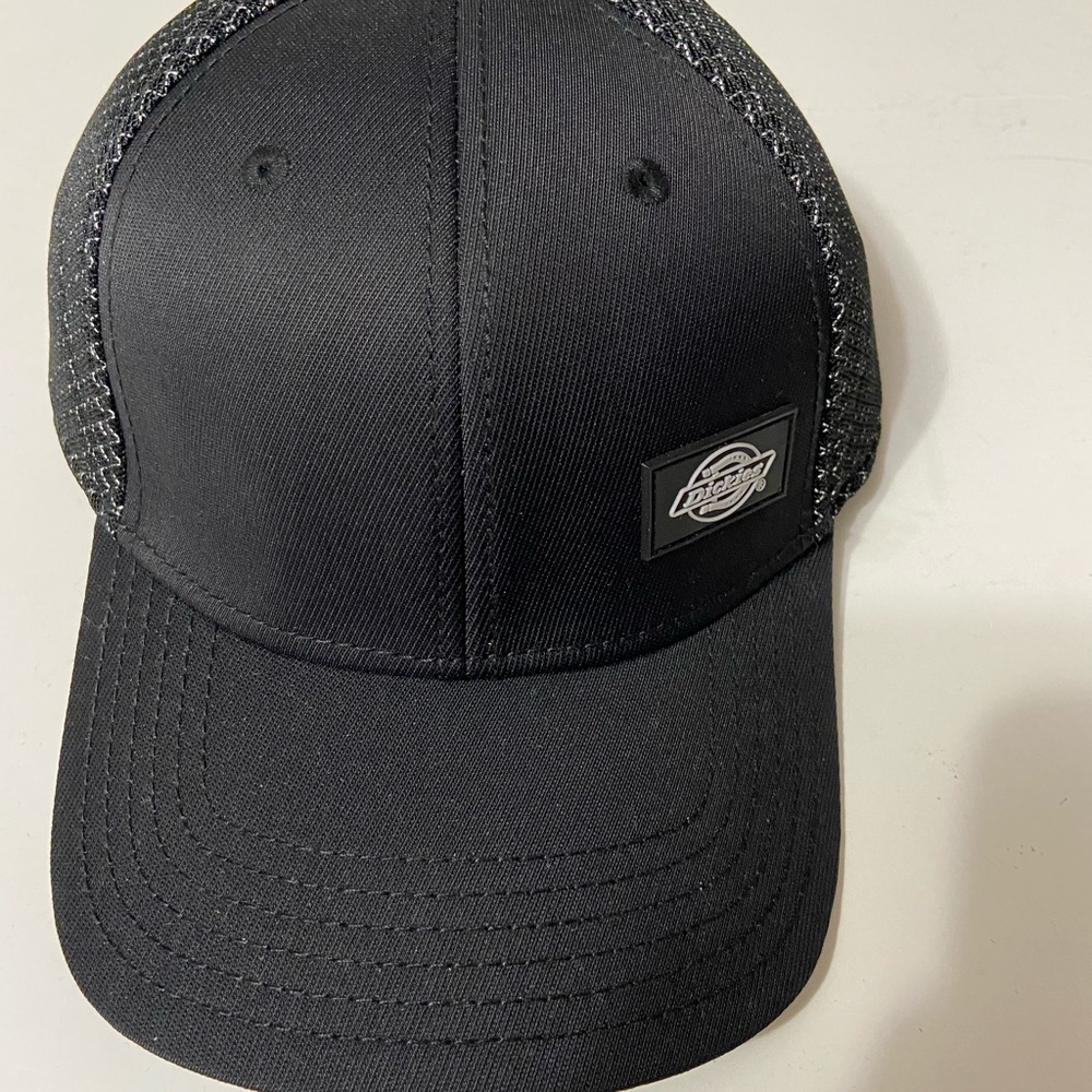Dickies performance headwear